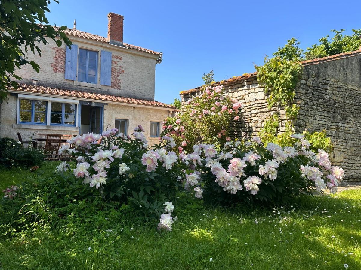 Villa L'Ileau à La Taillee Extérieur photo