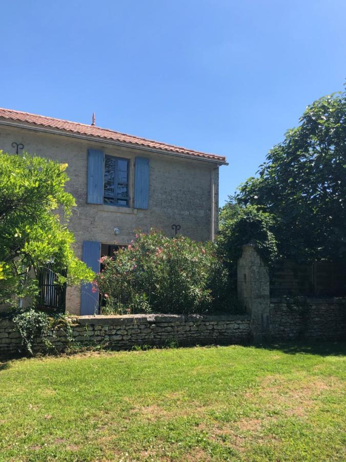Villa L'Ileau à La Taillee Extérieur photo